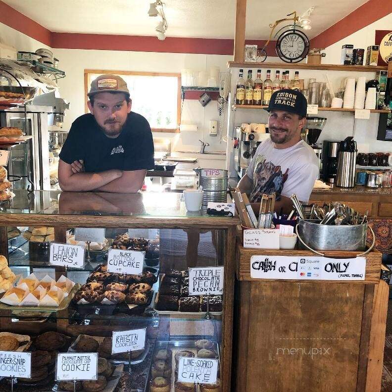 Farm To Market Bakery - Bow, WA