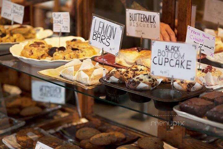 Farm To Market Bakery - Bow, WA